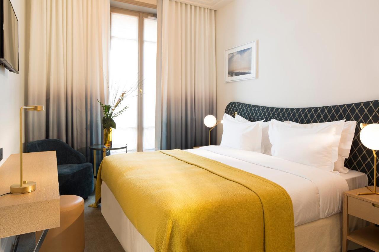 โฮเต็ล เลอ มาเรียเน่ Hotel ปารีส ภายนอก รูปภาพ